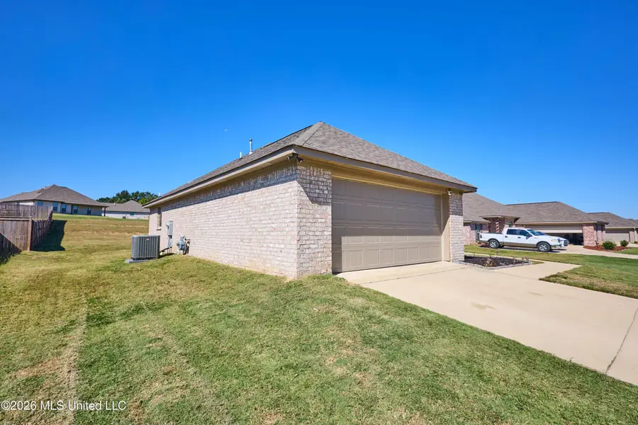 115 Rotherfield Place, Canton, MS 39046 - #2