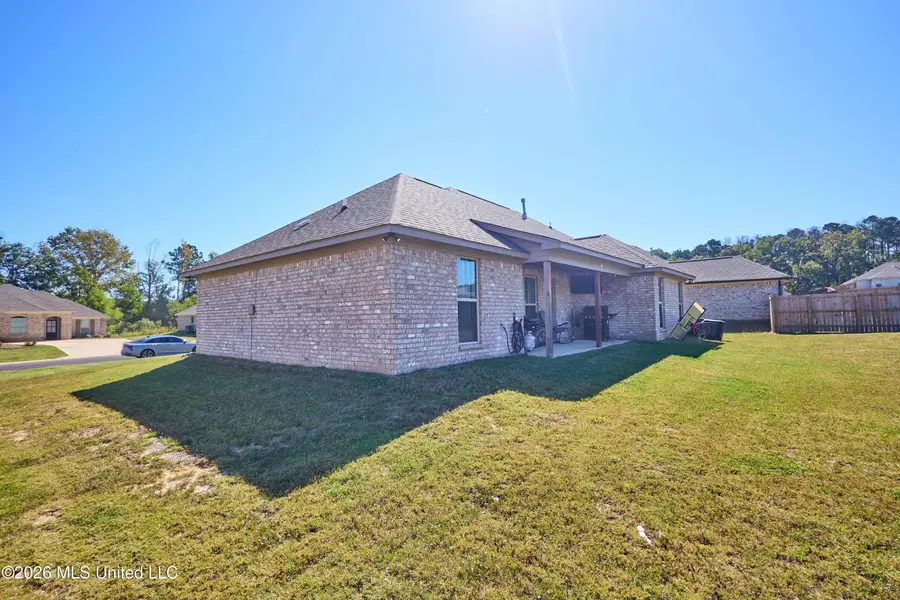 115 Rotherfield Place, Canton, MS 39046 - #3