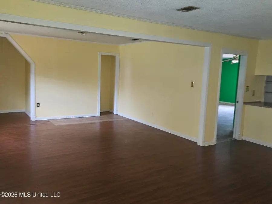 5411 Monaco Street, Pascagoula, MS 39581 - #3