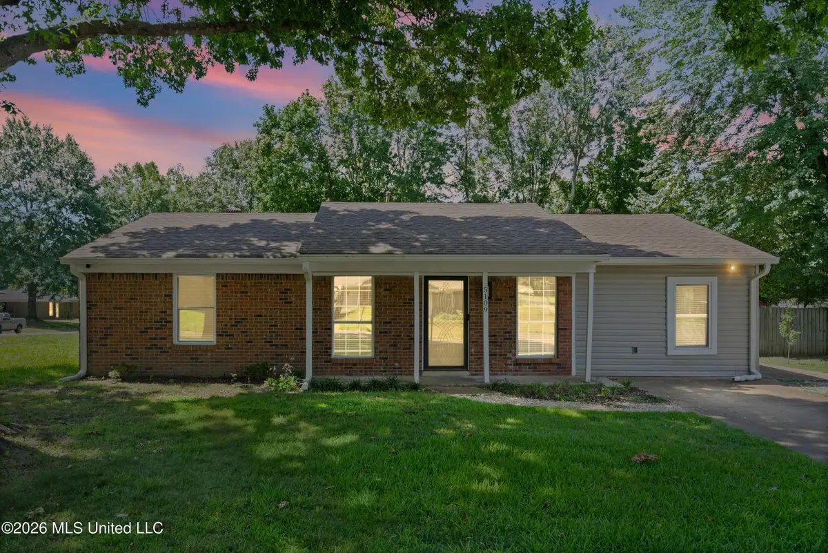 5109 Gray Drive, Horn Lake, MS 38637 - #1