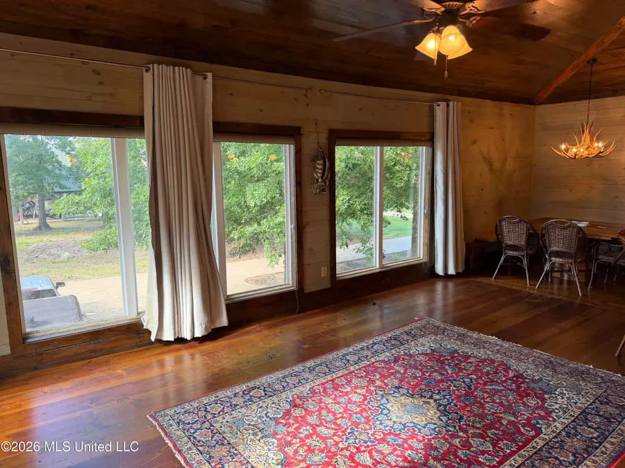 1723 Shoemake Road, Yazoo City, MS 39194 - #3