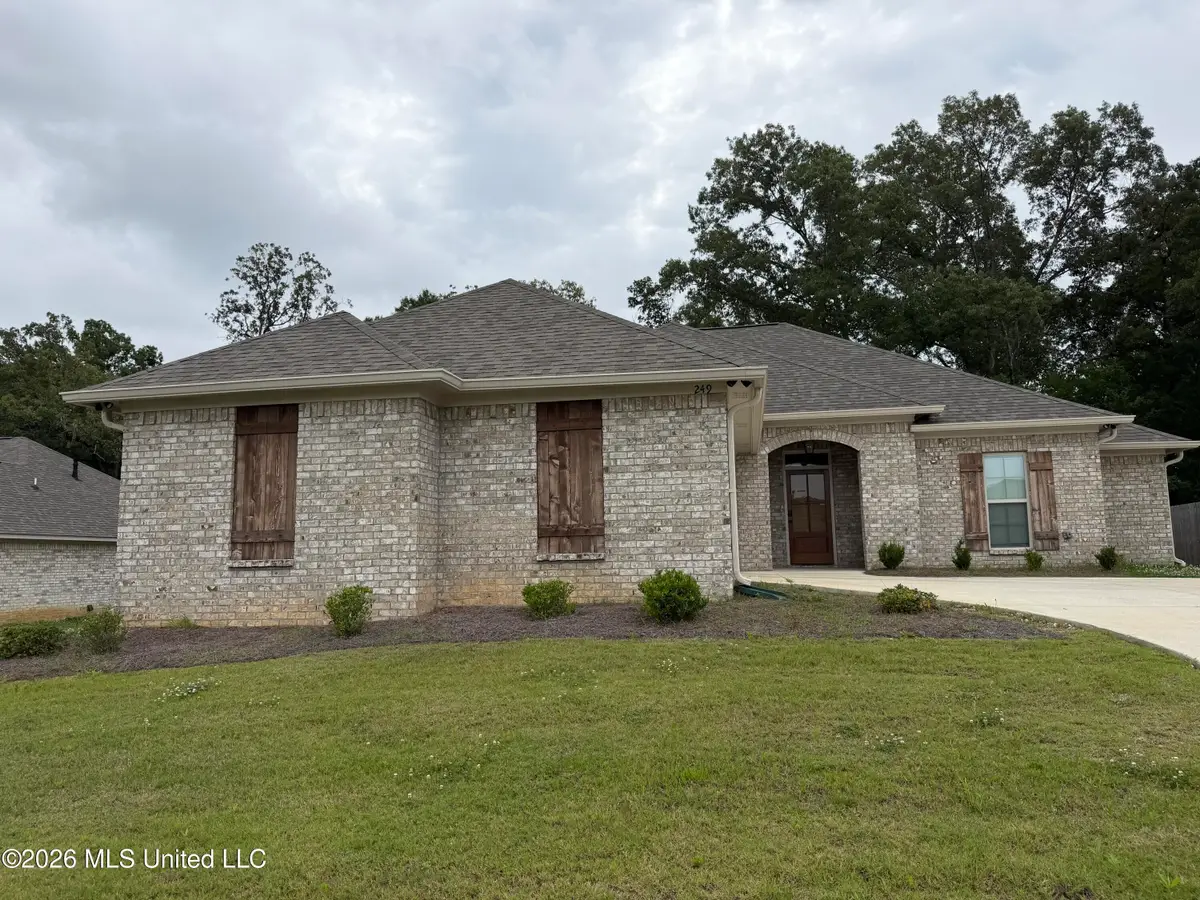 249 Hemingway Circle, Canton, MS 39046 - #1