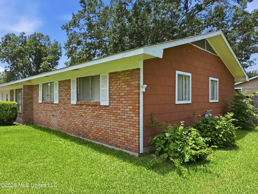1935 Country Club Drive, Yazoo City, MS 39194 - #3