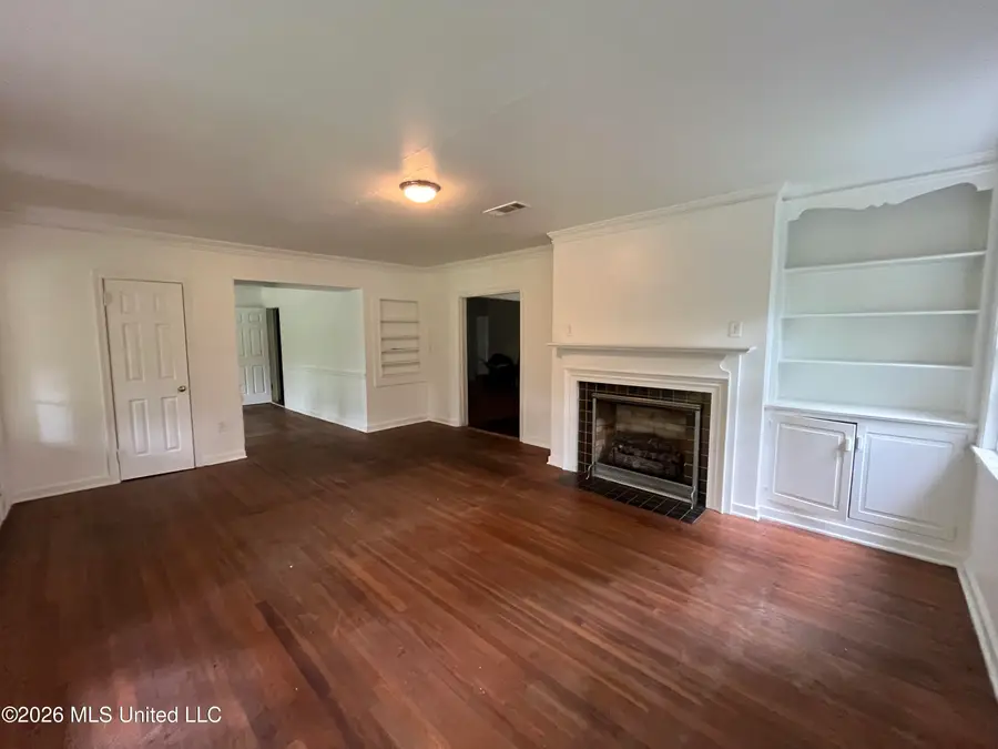 622 N Naples Road, Jackson, MS 39206 - #3