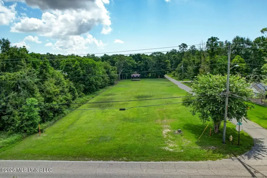 342 Menge Avenue, Pass Christian, MS 39571 - #3