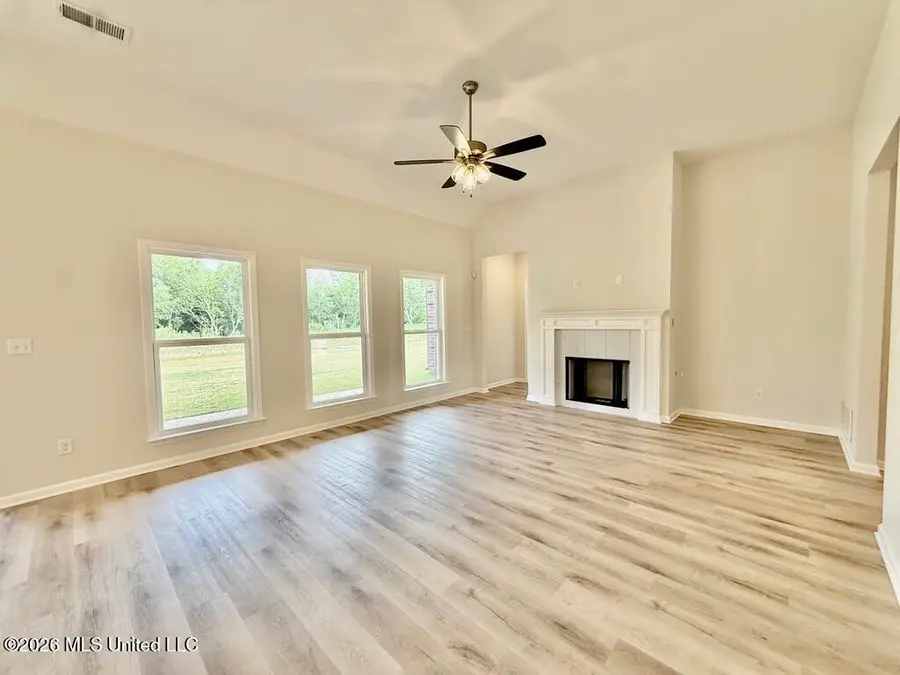 1040 Great Gln Drive, Southaven, MS 38671 - #3