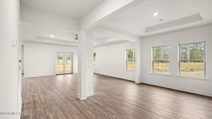 313 Castlewood Circle, Canton, MS 39046 - #3