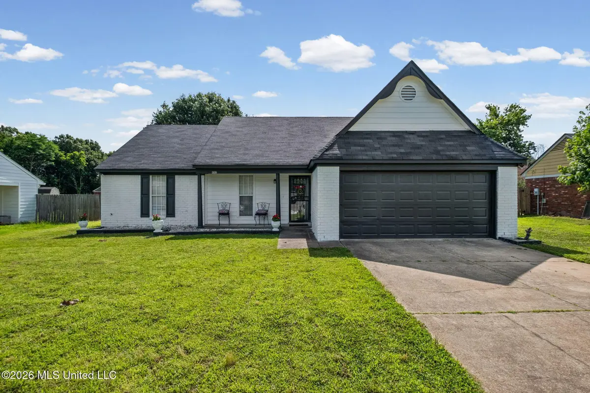6902 Magnolia Drive, Olive Branch, MS 38654 - #1