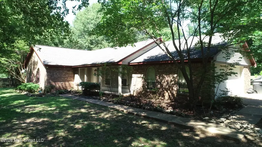 371 Cottonwood Lane, Senatobia, MS 38668 - #2