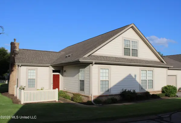 8817 Parkview Oaks Circle, Olive Branch, MS 38654