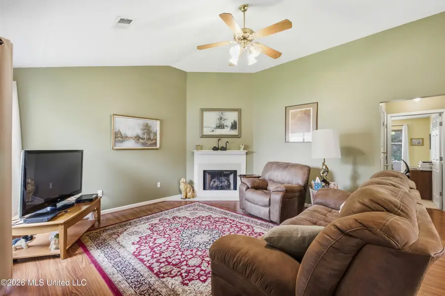 907 Mcgowan Drive, Southaven, MS 38671 - #3