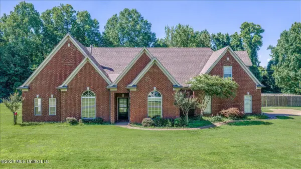10213 Emerald Forest Drive, Hernando, MS 38632