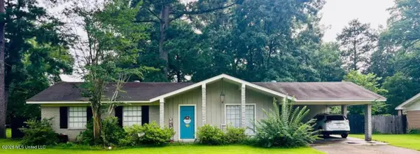 543 Mary Ann Drive, Pearl, MS 39208