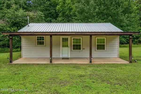 4528 Laws Hill Road, Waterford, MS 38685