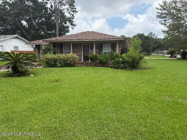 4000 Karen Street, Moss Point, MS 39563
