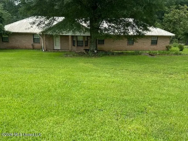 2723 Davis Road, Terry, MS 39170