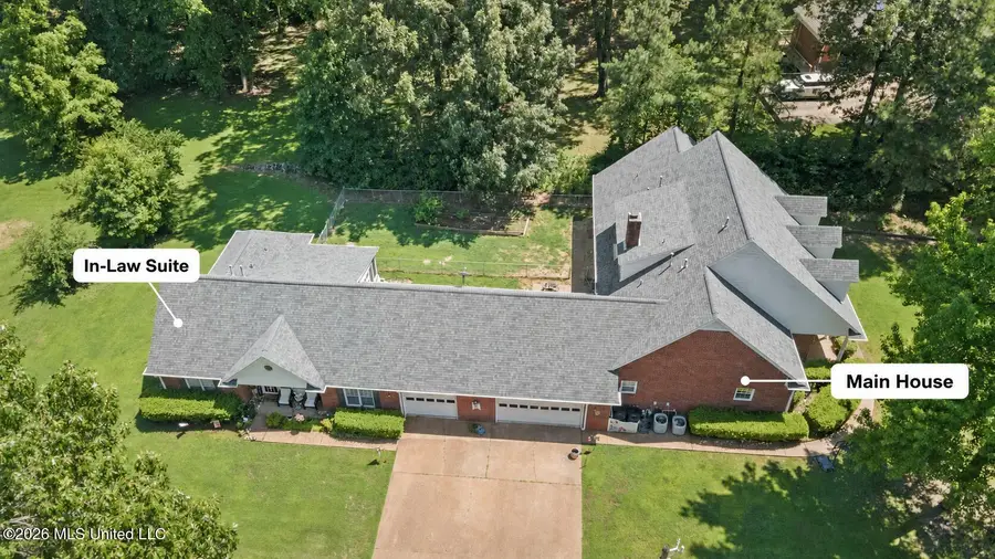 6460 Autumn Oaks Drive, Olive Branch, MS 38654 - #2