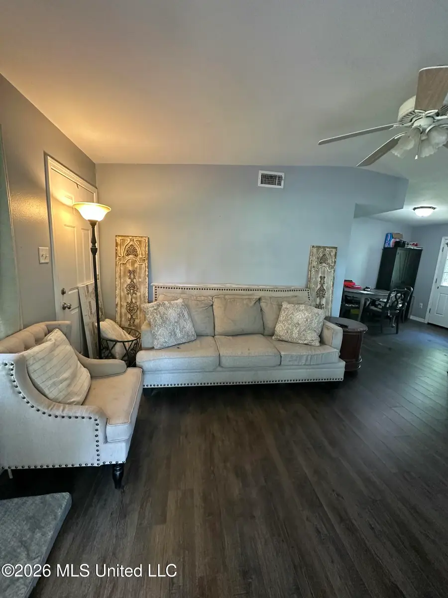 2607 Avenue B, Pascagoula, MS 39567 - #3