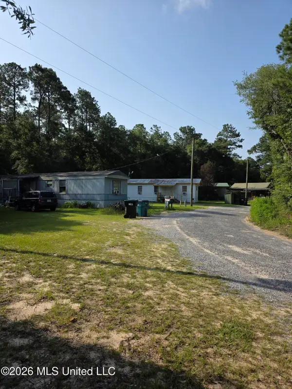 109 Lilly Pad Road, Leakesville, MS 39451
