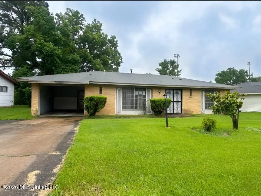 2002 Queensroad Avenue, Jackson, MS 39213 - #1