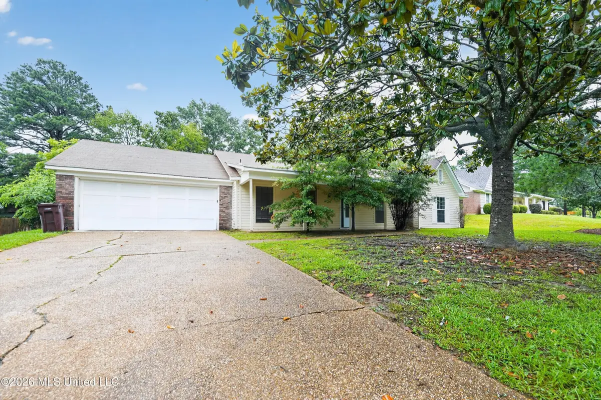 2050 Gateway Drive, Ridgeland, MS 39157 - #1