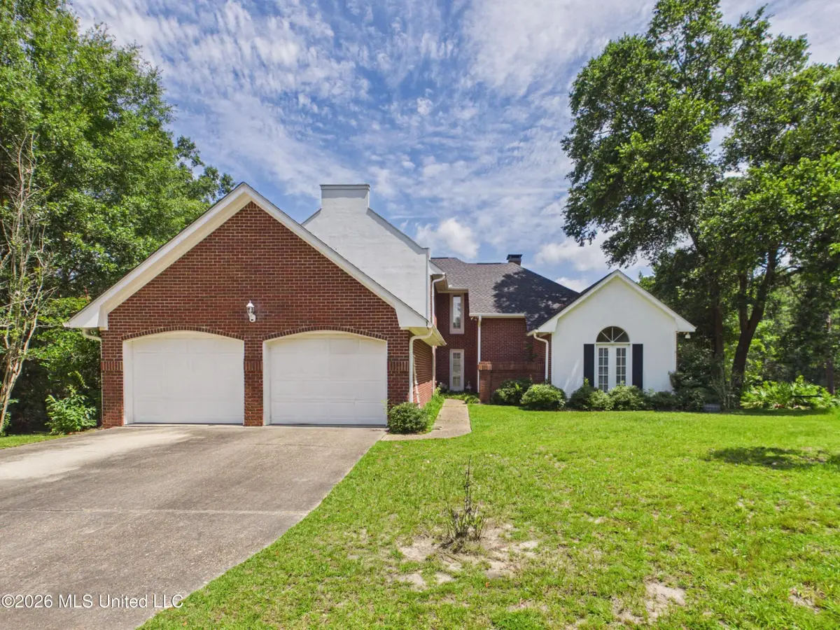 1068 Conley Circle, Ocean Springs, MS 39564 - #1