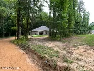 1970 Smart Road, Como, MS 38619