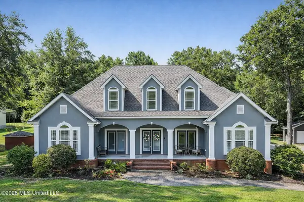 5402 Huckleberry Lane, Moss Point, MS 39562