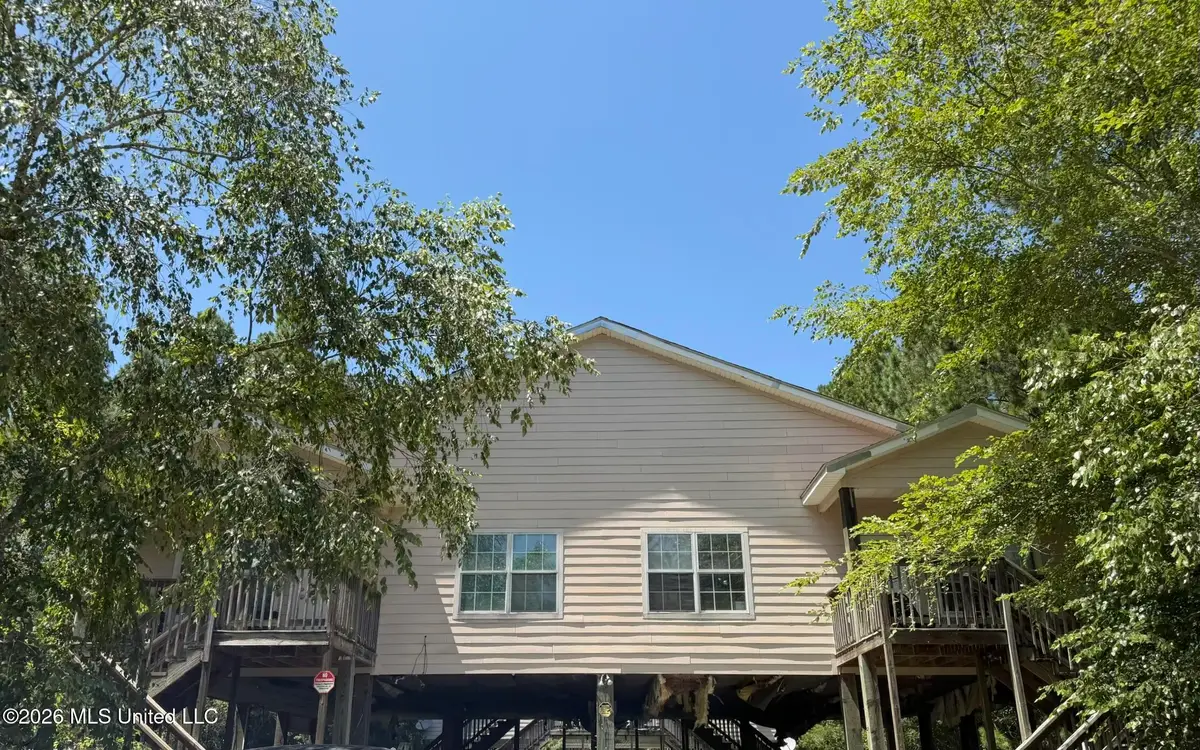 6118/6122 W Oktibbeha Street, Bay Saint Louis, MS 39520 - #1