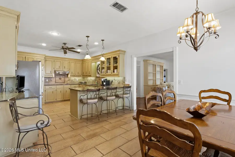 120 Eastpointe Circle, Madison, MS 39110 - #3
