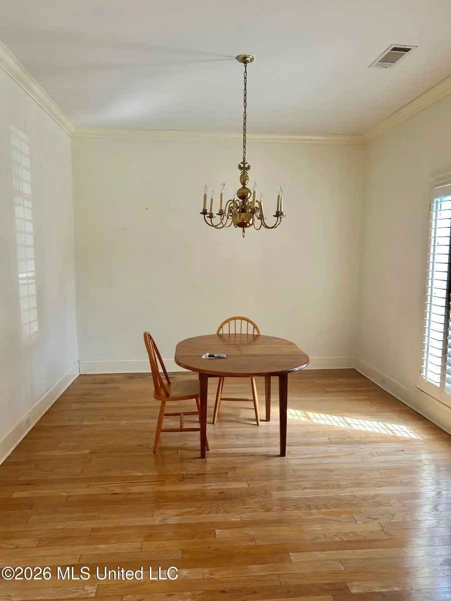 17 Waterford Place, Jackson, MS 39211 - #2