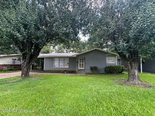 3024 Oak Forest Drive, Jackson, MS 39212