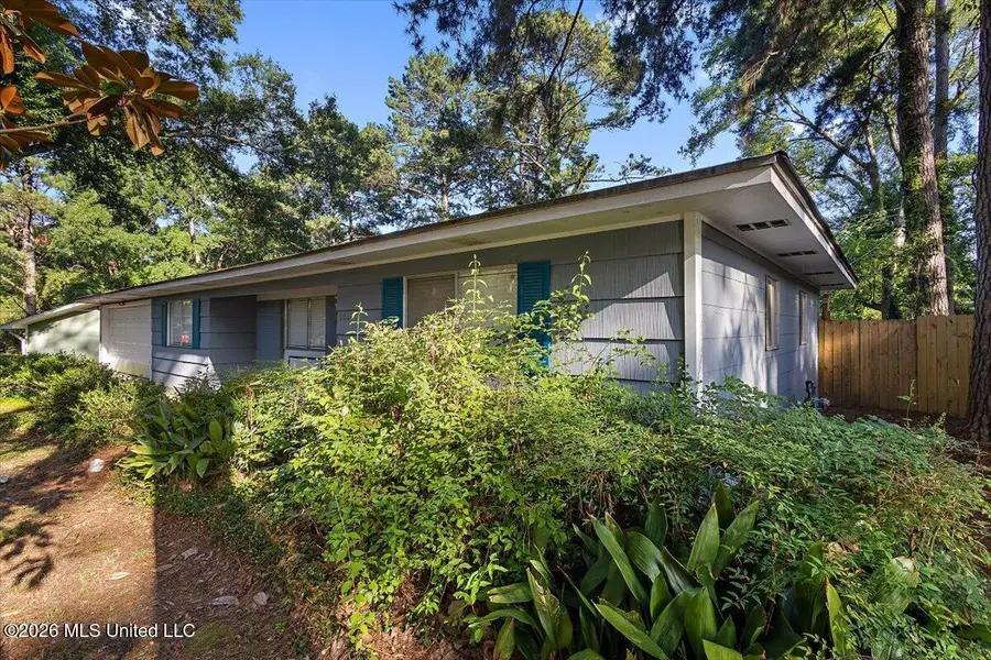 265 Glenside Drive, Jackson, MS 39211 - #2