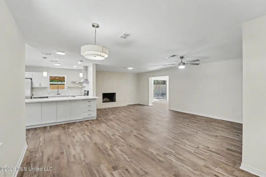 8520 Mermaid Avenue, Ocean Springs, MS 39564 - #3