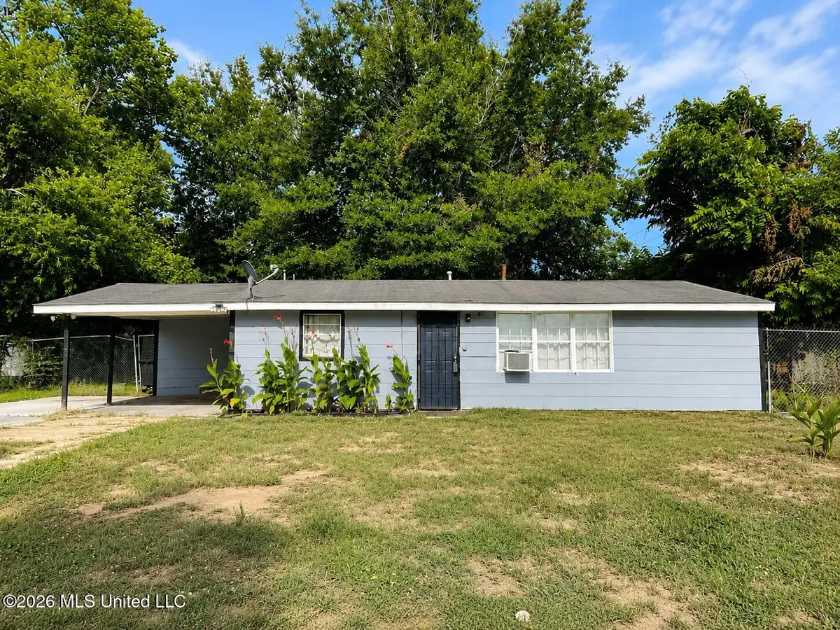 547 N Delta Street, Greenville, MS 38703 - #1