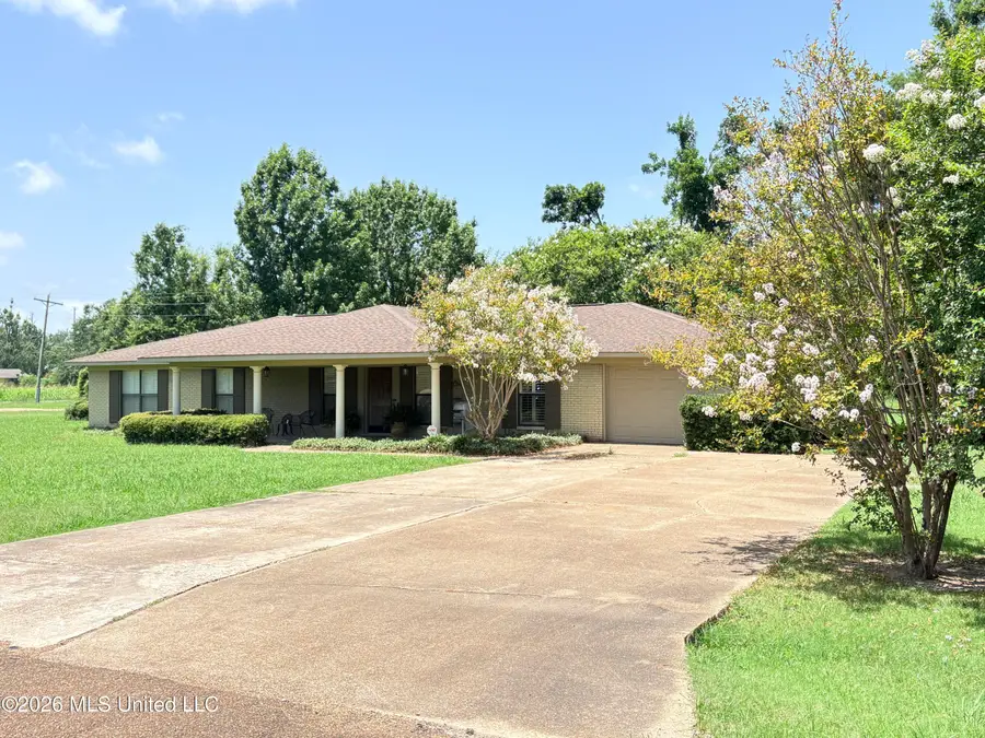 403 Isobel Street, Belzoni, MS 39038 - #2