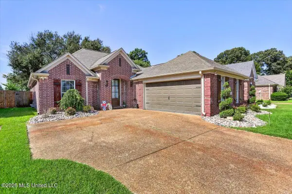4957 Graham Lake Drive, Olive Branch, MS 38654