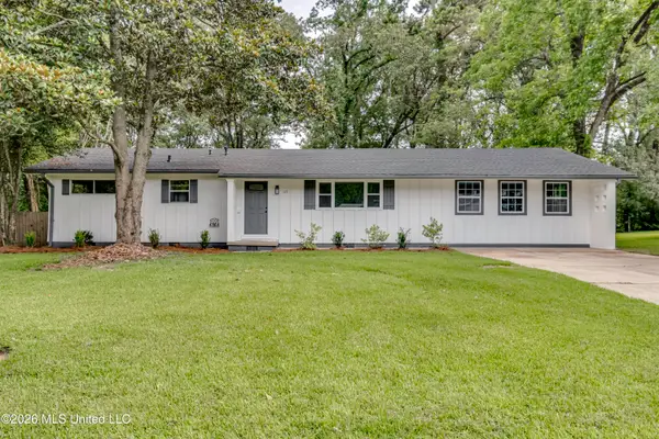 117 Hillcrest Drive, Clinton, MS 39056