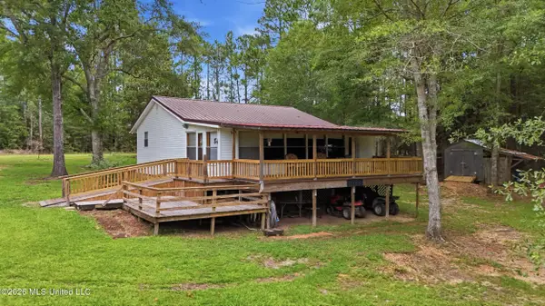 16 Chapel Lane, Perkinston, MS 39573