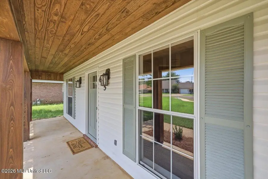 605 Suncrest Cove, Richland, MS 39218 - #3