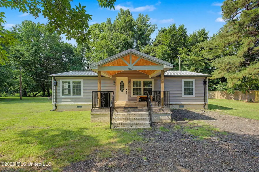 369 Meadow View Circle, Byhalia, MS 38611 - #2
