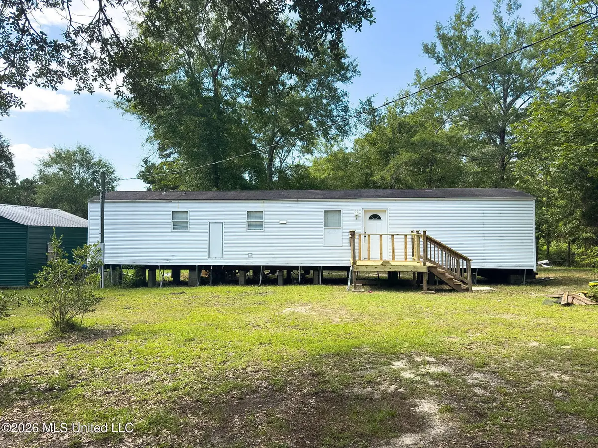 4 Grassy Lane, Poplarville, MS 39470 - #1