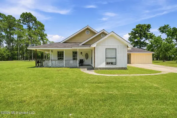 6055 Carlton France Road, Bay Saint Louis, MS 39520