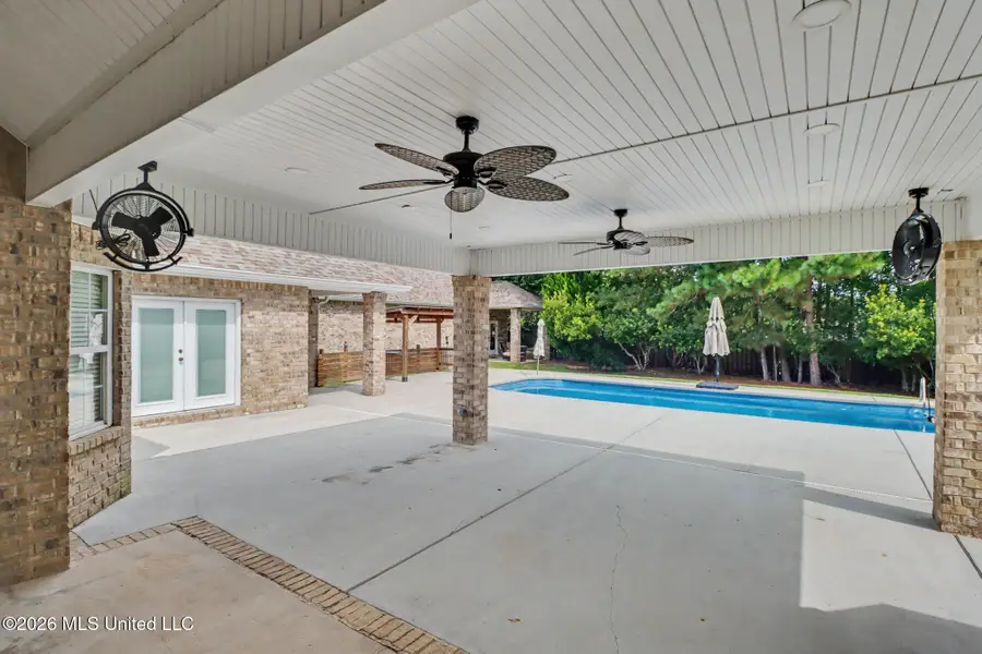 6309 W Silverleaf Drive, Ocean Springs, MS 39564 - #3
