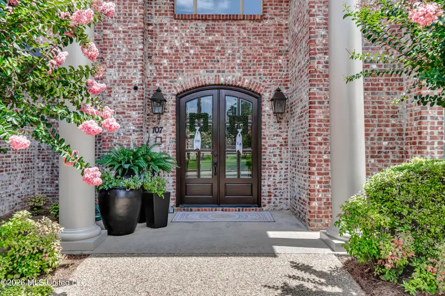 107 Carlton Boulevard, Ridgeland, MS 39157 - #2