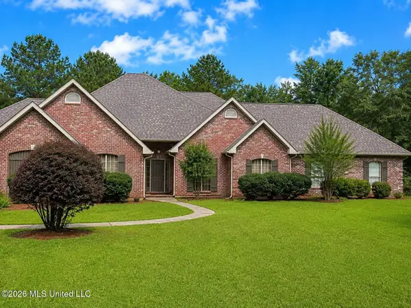 1058 Clabber Creek Drive, Summit, MS 39666