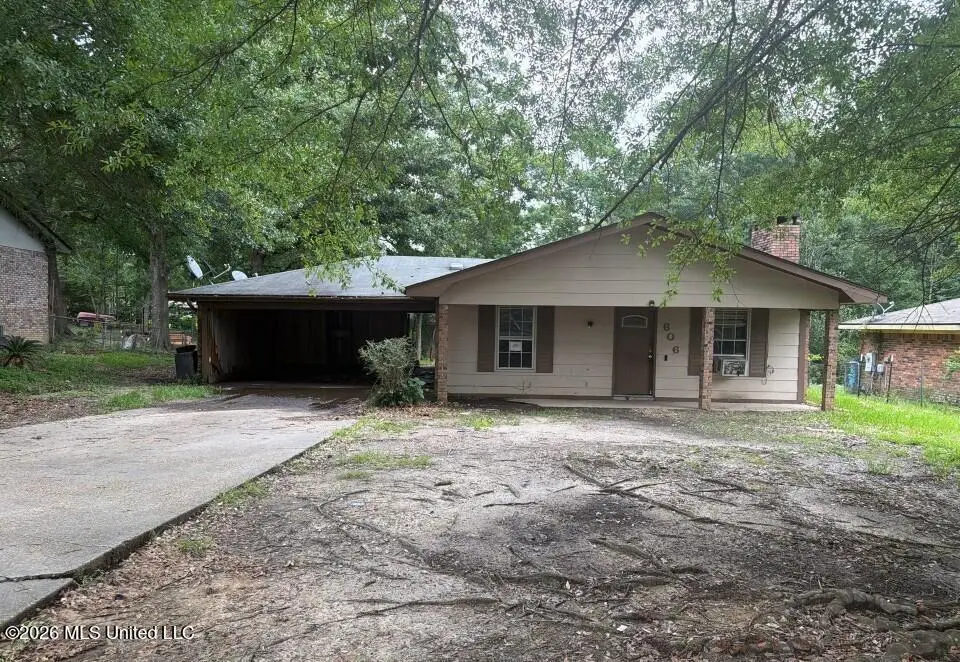 606 Hacienda Avenue, Hattiesburg, MS 39402 - #1