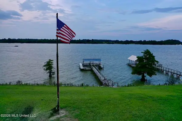3568 Eagle Lake Shore Road, Vicksburg, MS 39183