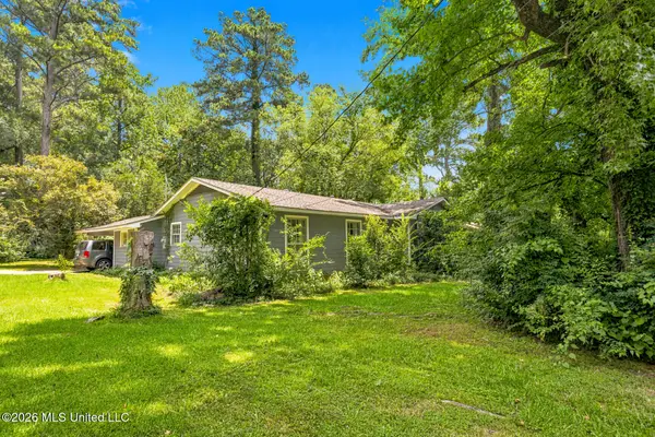 5360 Wayneland Drive, Jackson, MS 39211