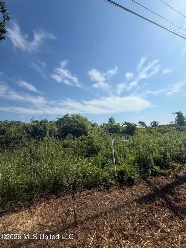 Davis Sawmill Road, Lucedale, MS 39452